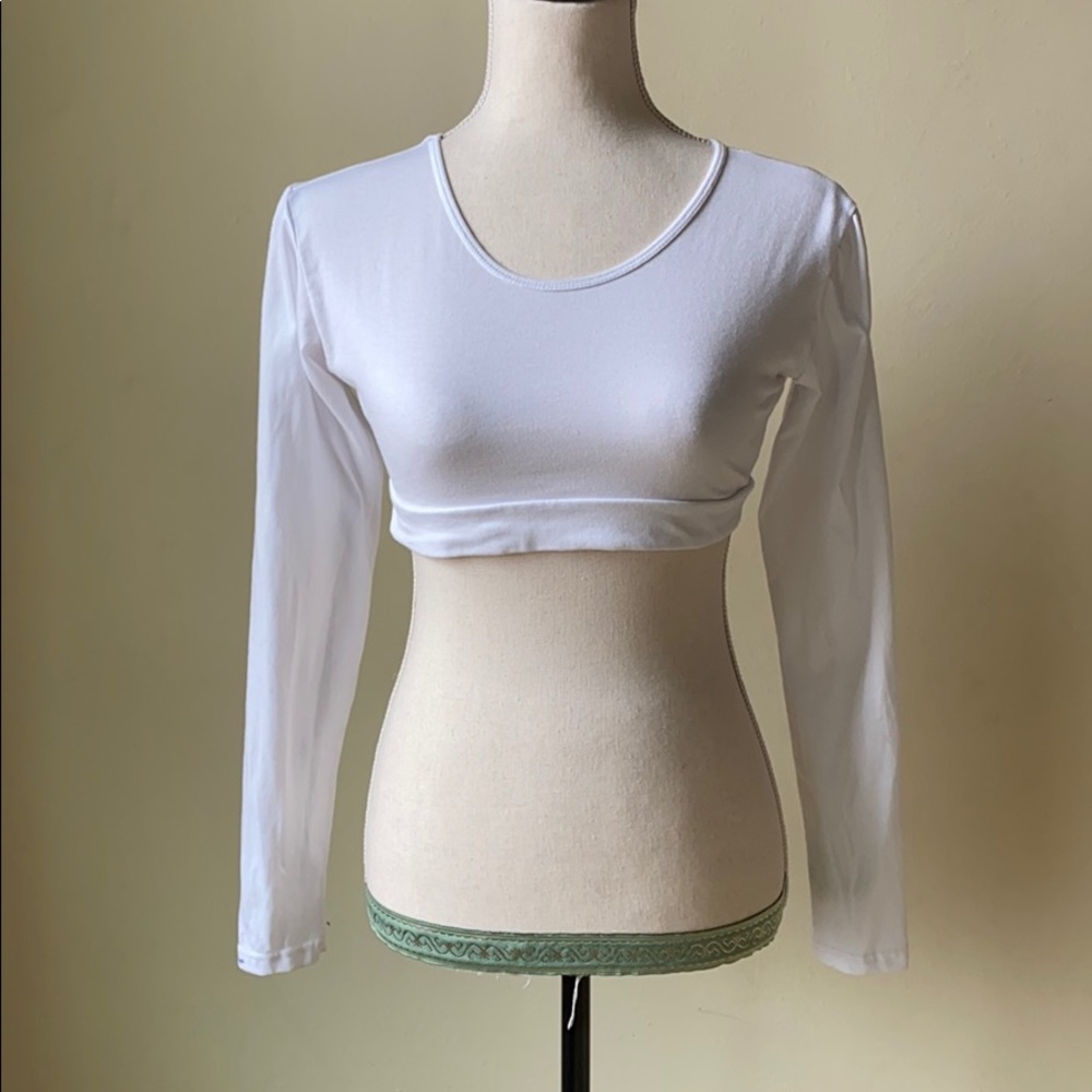 Cropped long sleeved white  cotton top shirt crop